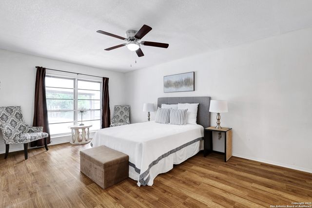 14320 Forum Rd, Universal City, TX 78148