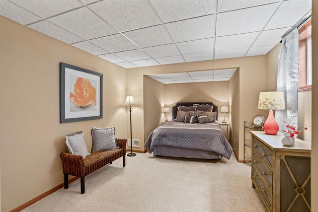 5910 84th STREET, Kenosha, WI 53142