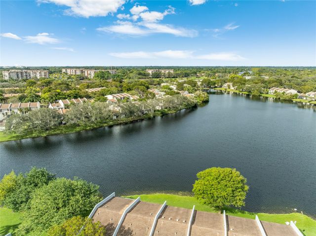 1225 NW 98th Ter 144, Pembroke Pines, FL 33024