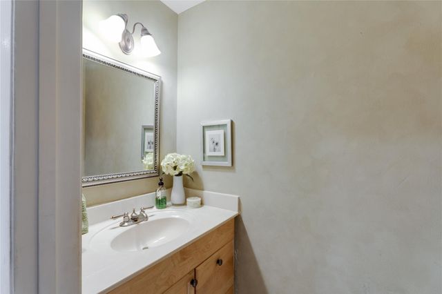 1225 NW 98th Ter 144, Pembroke Pines, FL 33024