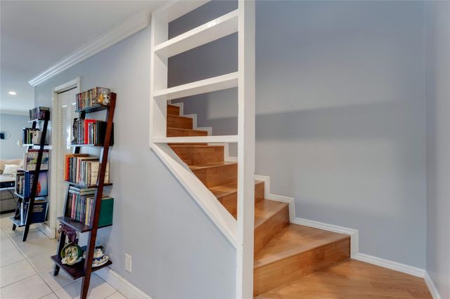 1225 NW 98th Ter 144, Pembroke Pines, FL 33024