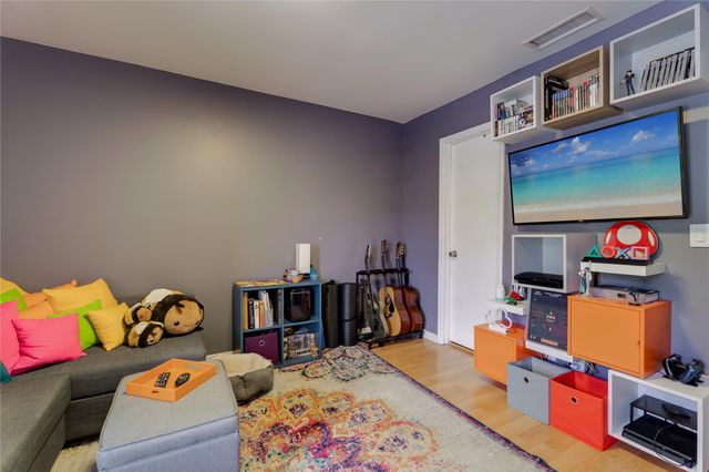 1225 NW 98th Ter 144, Pembroke Pines, FL 33024