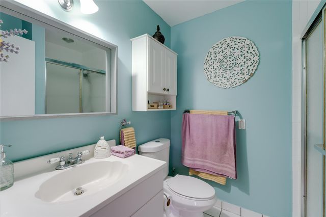 1225 NW 98th Ter 144, Pembroke Pines, FL 33024