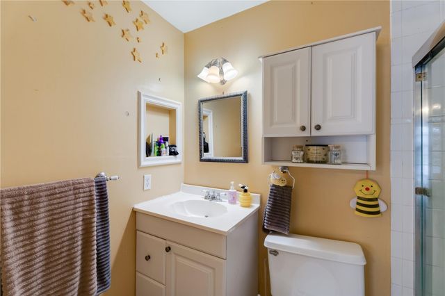 1225 NW 98th Ter 144, Pembroke Pines, FL 33024