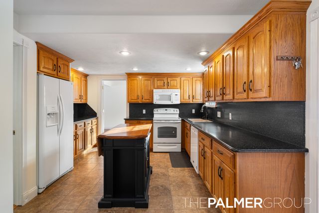 514 Vista Lane, Fremont, MI 49412