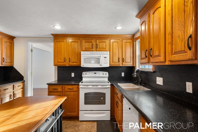 514 Vista Lane, Fremont, MI 49412