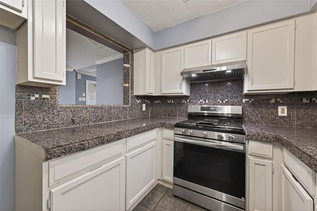 11806 Roandale Drive, Houston, TX 77048