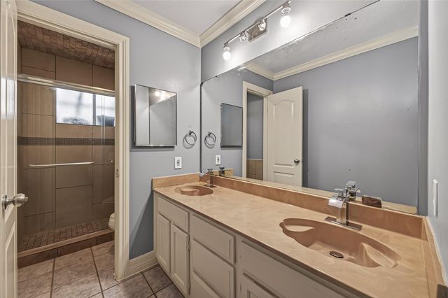 11806 Roandale Drive, Houston, TX 77048