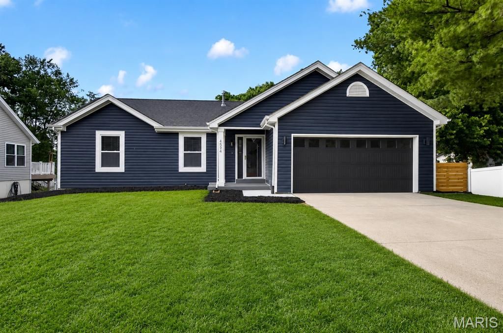 4594 Clearbrook Drive, St Charles, MO 63304