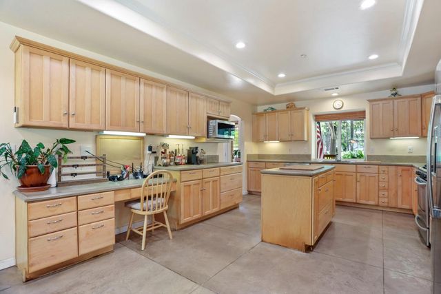 11919 Kirkwood St, Herald, CA 95638