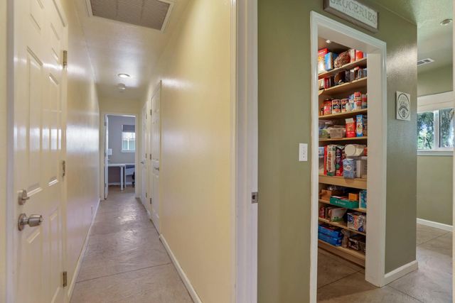 11919 Kirkwood St, Herald, CA 95638