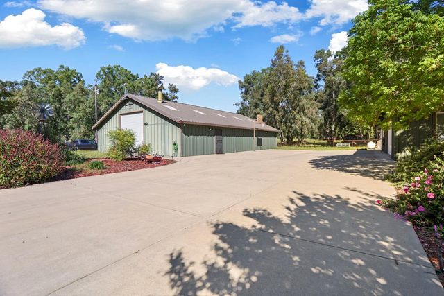 11919 Kirkwood St, Herald, CA 95638