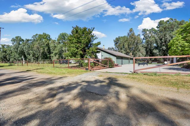 11919 Kirkwood St, Herald, CA 95638