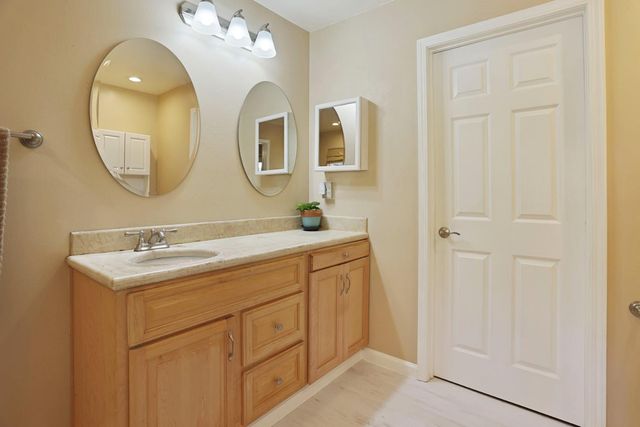 11919 Kirkwood St, Herald, CA 95638