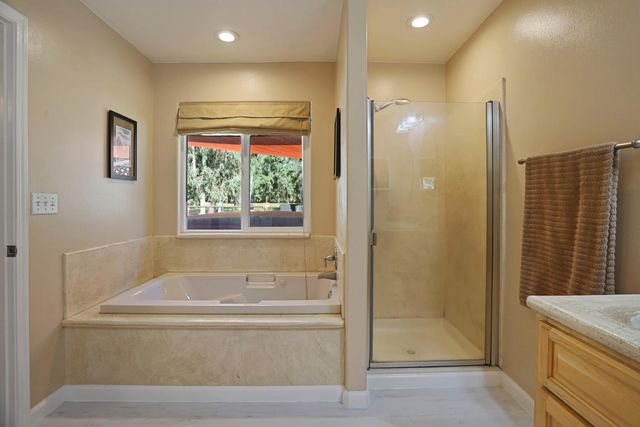 11919 Kirkwood St, Herald, CA 95638