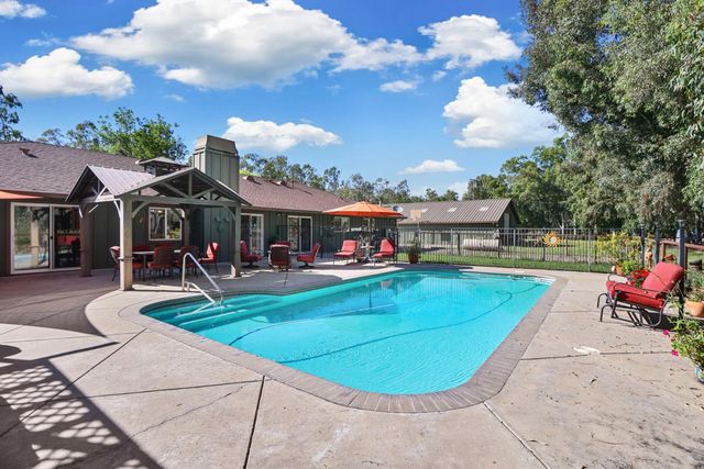 11919 Kirkwood St, Herald, CA 95638