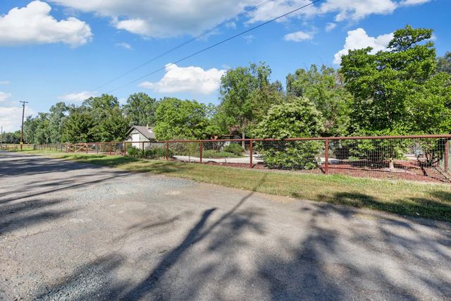 11919 Kirkwood St, Herald, CA 95638