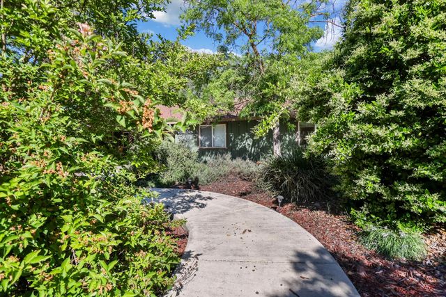 11919 Kirkwood St, Herald, CA 95638