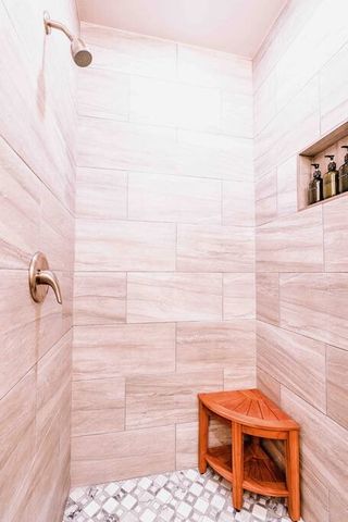 406 NW Retreat Lane, Bentonville, AR 72712