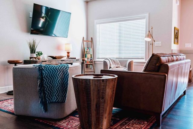 406 NW Retreat Lane, Bentonville, AR 72712