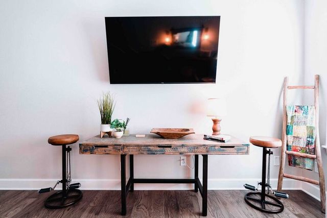 406 NW Retreat Lane, Bentonville, AR 72712