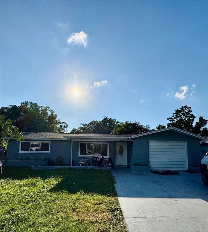 3841 CHAFFEY DRIVE, New Port Richey, FL 34652