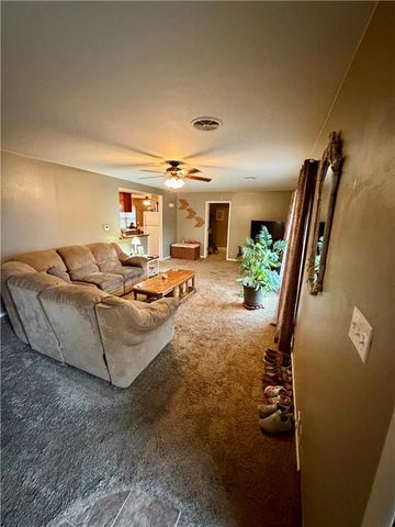 609 Ridge Street, Yates Center, KS 66783