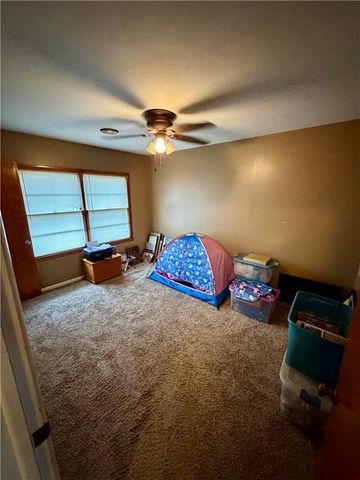 609 Ridge Street, Yates Center, KS 66783