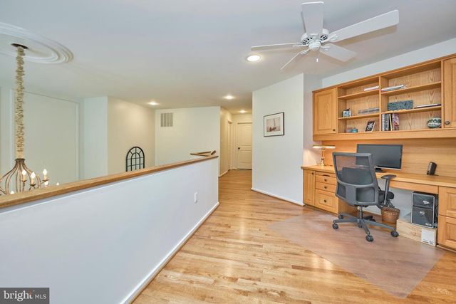 1416 HEMINGWAY CT, Reston, VA 20194