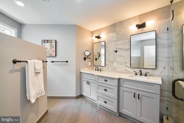 1416 HEMINGWAY CT, Reston, VA 20194