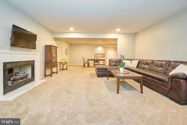 1416 HEMINGWAY CT, Reston, VA 20194