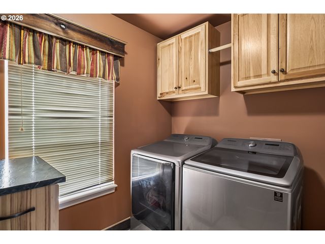 15730 JACKPINE Rd, La Pine, OR 97739