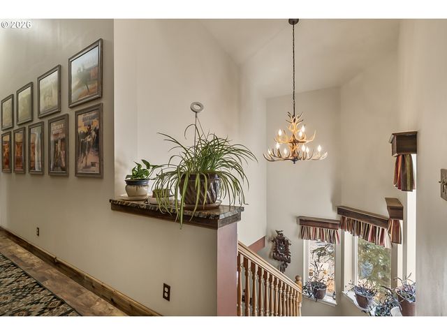 15730 JACKPINE Rd, La Pine, OR 97739