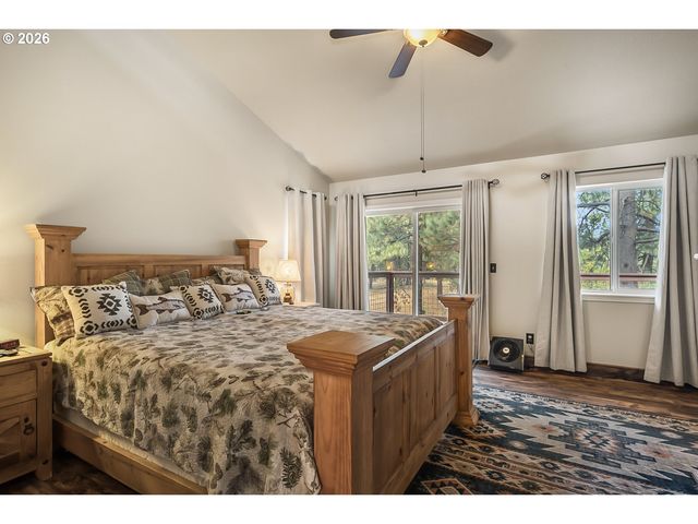 15730 JACKPINE Rd, La Pine, OR 97739
