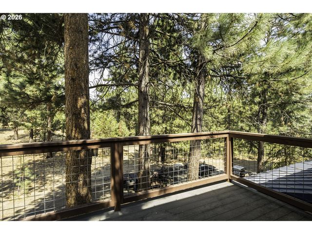 15730 JACKPINE Rd, La Pine, OR 97739