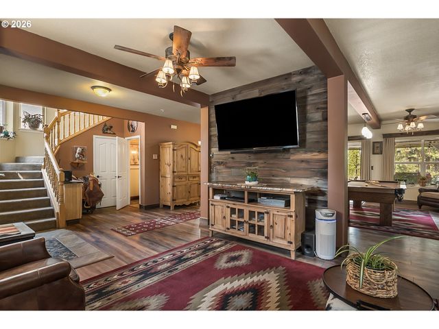 15730 JACKPINE Rd, La Pine, OR 97739