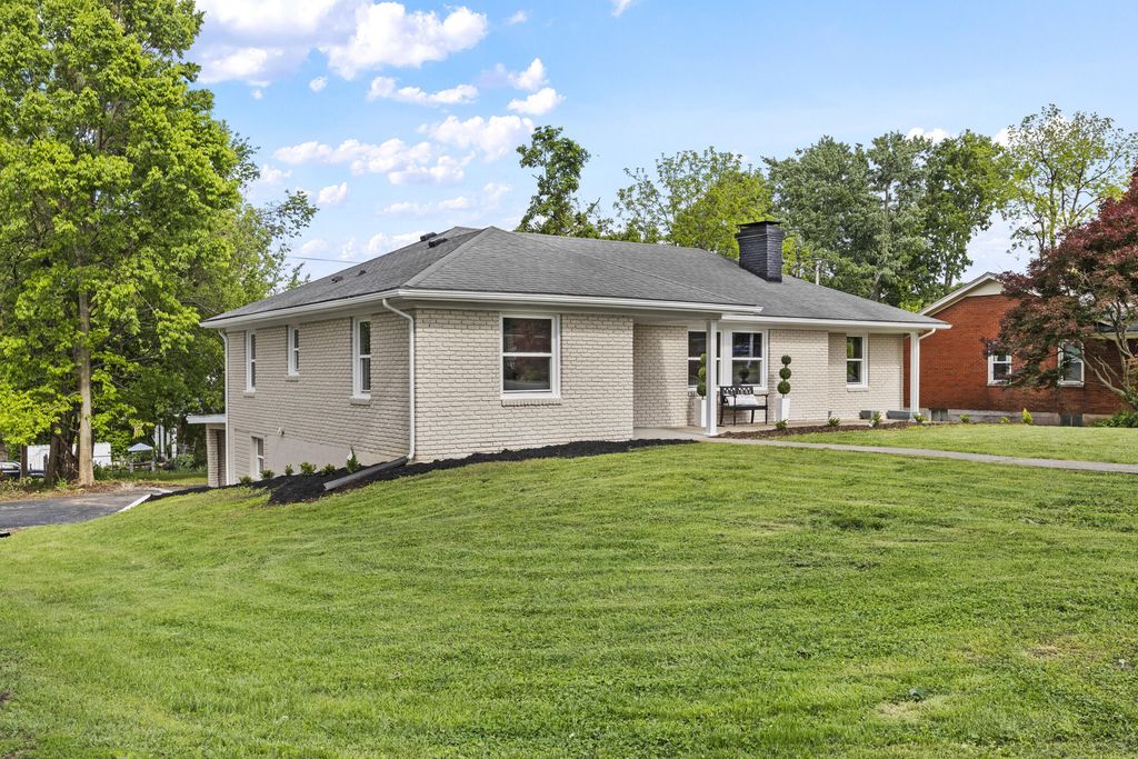 147 Seminole Trail, Frankfort, KY 40601