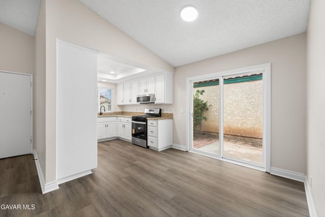 3541 Acorde Avenue, Palmdale, CA 93550