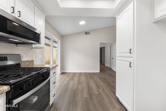 3541 Acorde Avenue, Palmdale, CA 93550