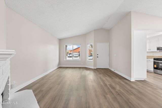 3541 Acorde Avenue, Palmdale, CA 93550