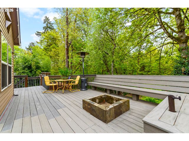 17377 WAKE ROBIN Cir, Oregon City, OR 97045