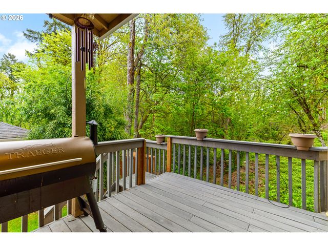 17377 WAKE ROBIN Cir, Oregon City, OR 97045