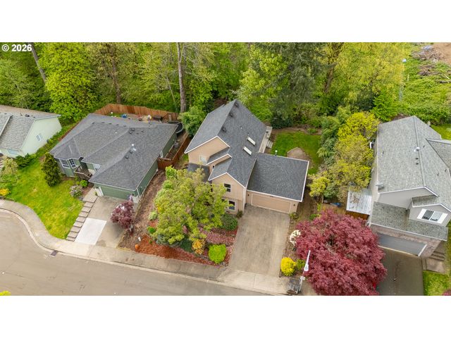 17377 WAKE ROBIN Cir, Oregon City, OR 97045