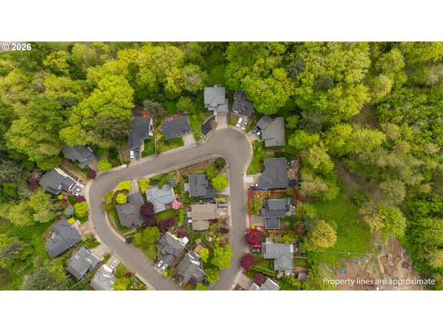 17377 WAKE ROBIN Cir, Oregon City, OR 97045