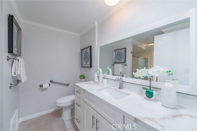 319 Avenida Carmel B, Laguna Woods, CA 92637