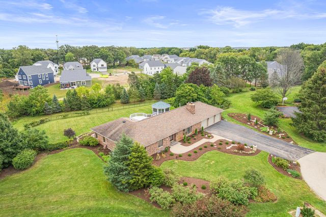 412 Bramble Lane, Deer Park, IL 60010
