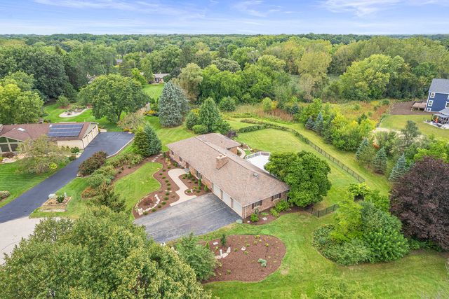 412 Bramble Lane, Deer Park, IL 60010