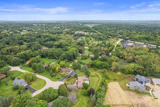 412 Bramble Lane, Deer Park, IL 60010