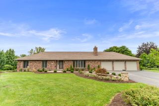 412 Bramble Lane, Deer Park, IL 60010