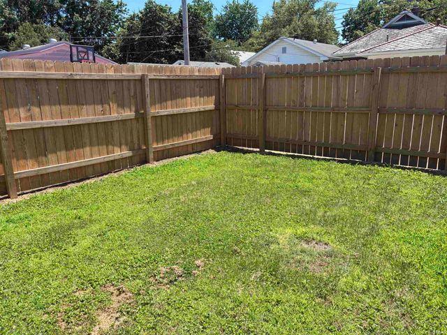13 Wedeking Avenue, Evansville, IN 47711